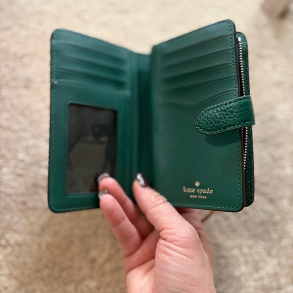 Kate Spade Madison Forest Green Leather Billfold - Picture 4 of 5